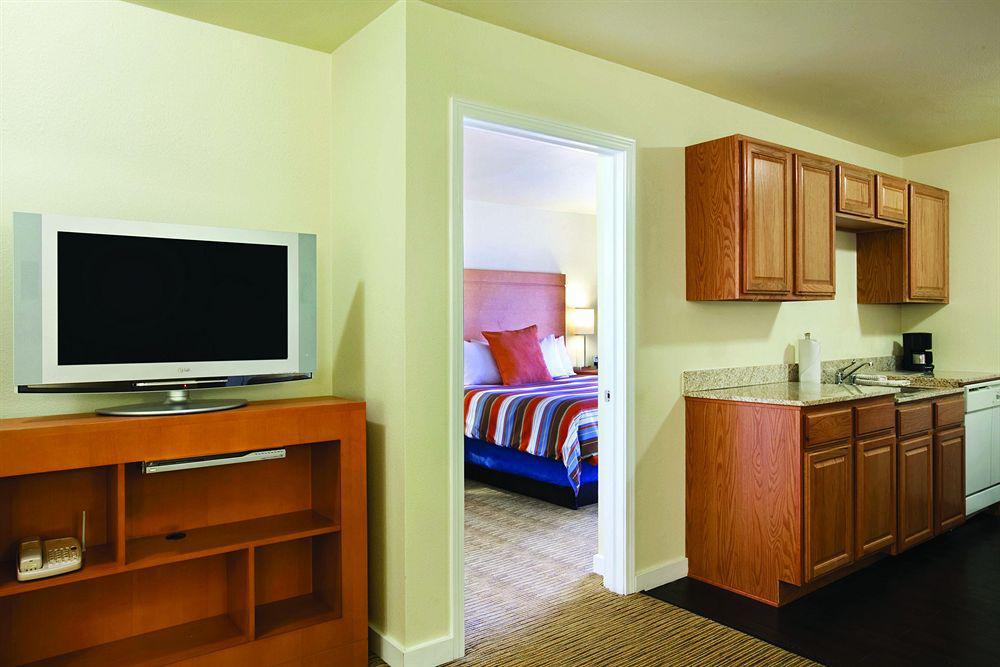 Hyatt House - University Village Colorado Springs Rom bilde